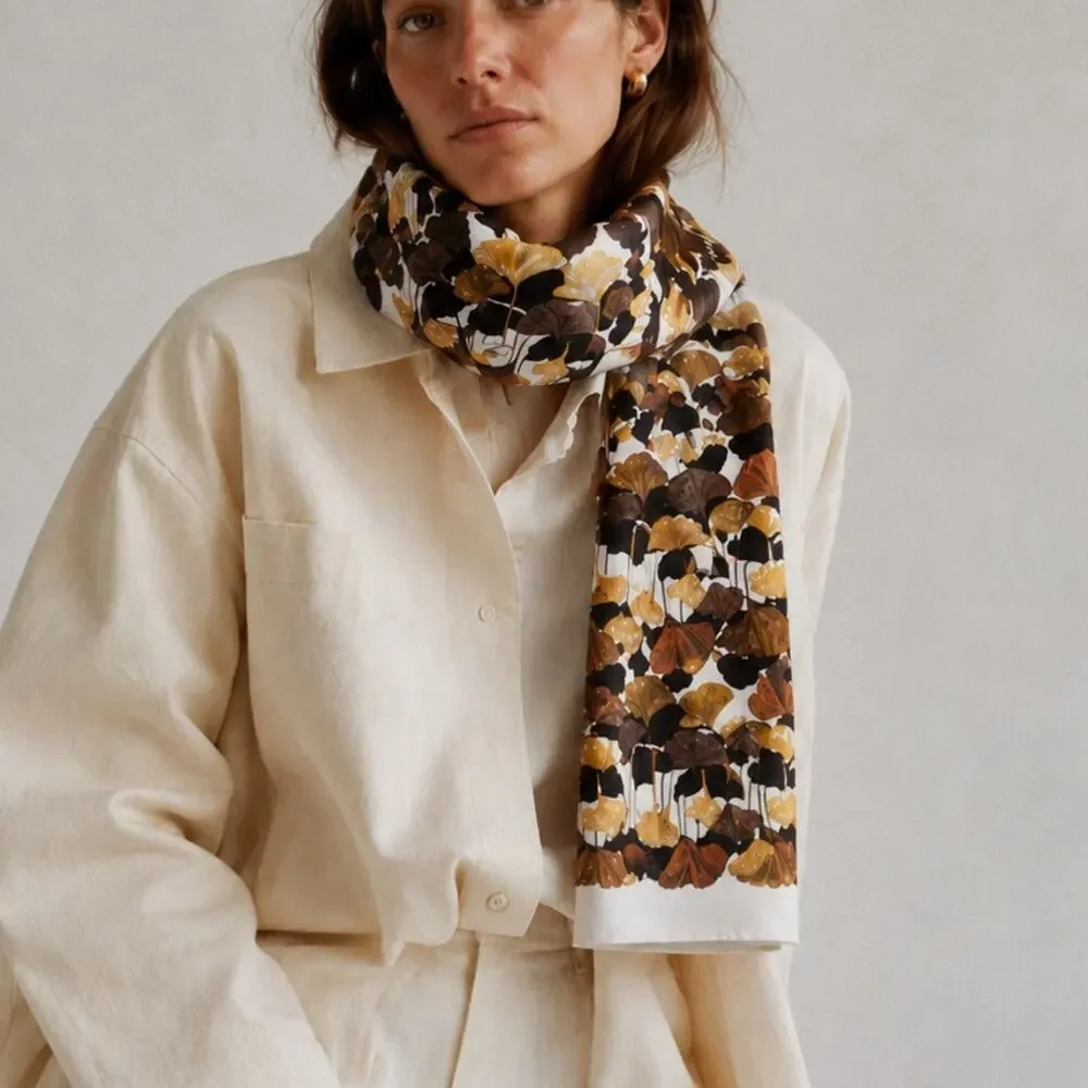 Gucci Authentic 100% Silk Scarf Ginkgo Leaf Print Ivory Brown Italy
